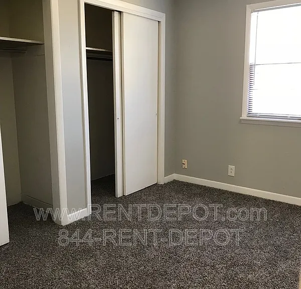 1330 SE 2nd St #112 — Photo 6