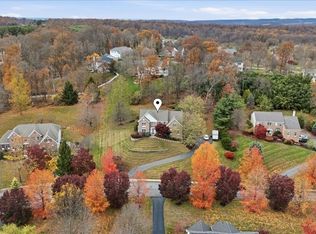 13 Old Schoolhouse Rd, Bethlehem Twp., NJ 08802