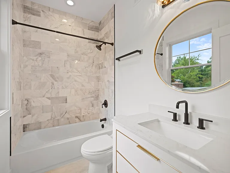 8609 Woodbrook Ln — Photo 33