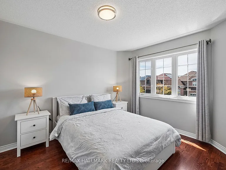 43 Nobbs Dr — Photo 31