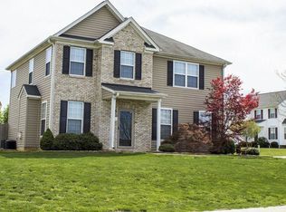 10 Ashley Ridge Dr, Burlington, NC 27215