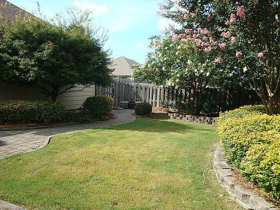 5th image of 8767 Stoneridge Pl