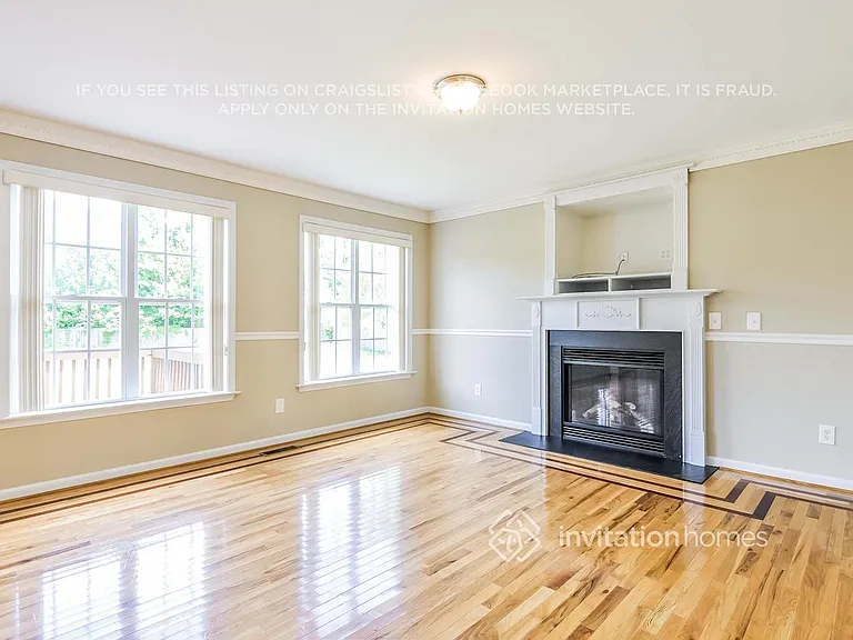 129 Rustic Ln — Photo 3