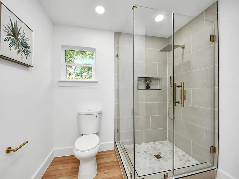 6249 Locke Ln — Photo 38