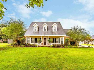 104 Bellingrath Dr, Houma, LA 70360