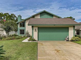 121 Meadowbrook Cir, Daytona Beach, FL 32114