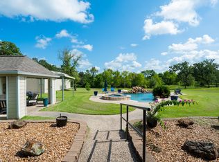 92 Canyon Run Blvd, Huntsville, TX 77320
