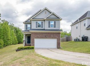 1007 Millpond Ln, Knightdale, NC 27545