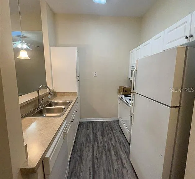 4014 SW 26th Dr #27 — Photo 9