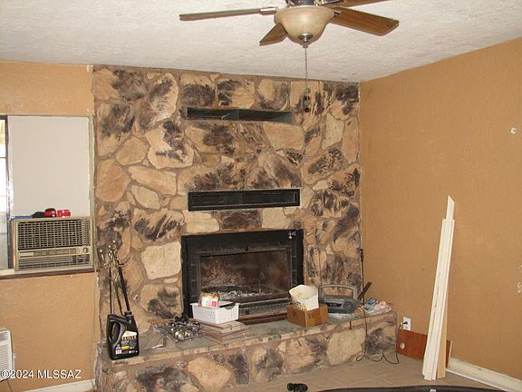 4th image of 2415 W Bryant Ln