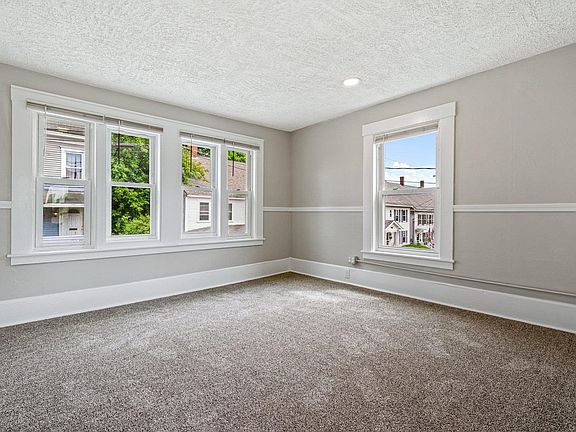 3rd image of 35 Church St #5