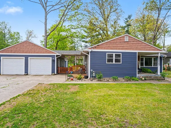 2969 E Pontaluna Rd, Fruitport, MI 49415