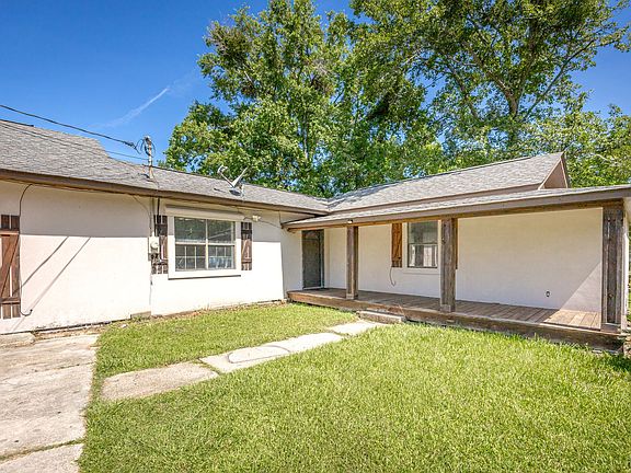 3rd image of 10077 Church Ave