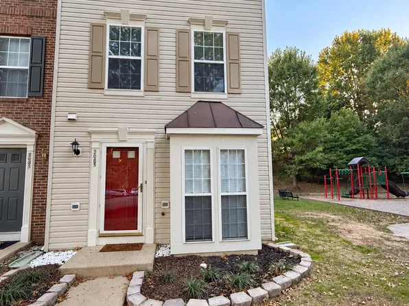 2085 Stargrass Ct, Woodbridge, VA 22192