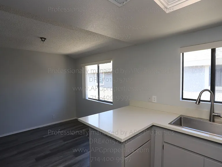 21525 Pioneer Blvd #B — Photo 12