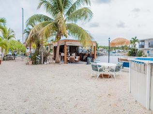704 Garden State Ln, Key Largo, FL 33037