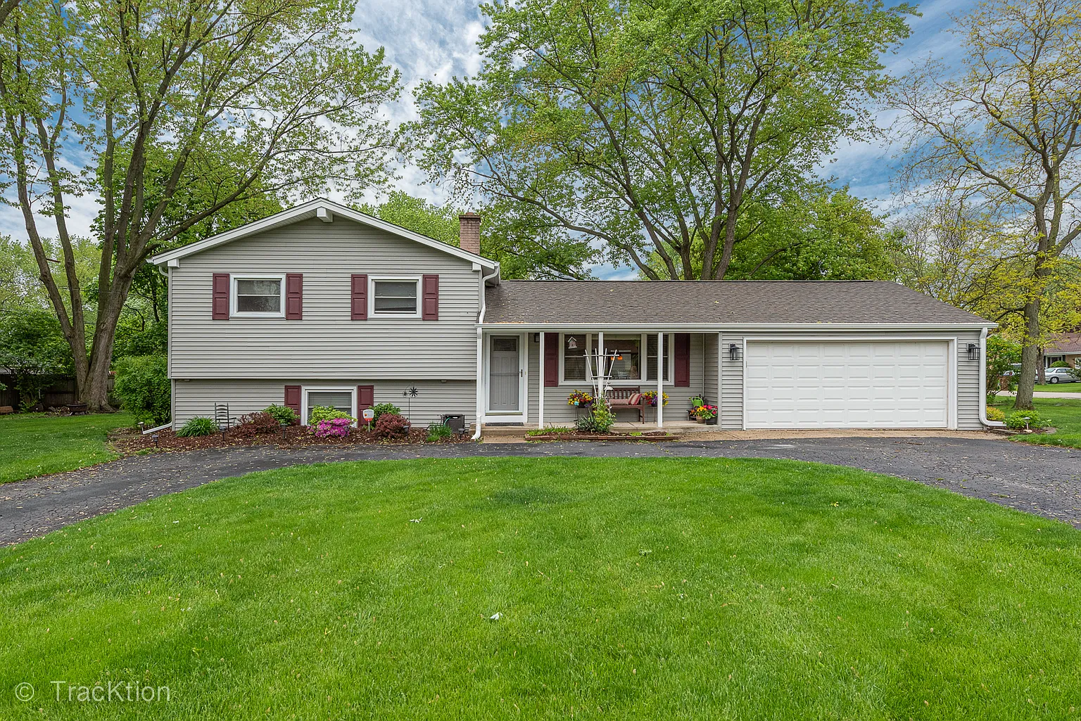 3S474 Osage Dr photo 1