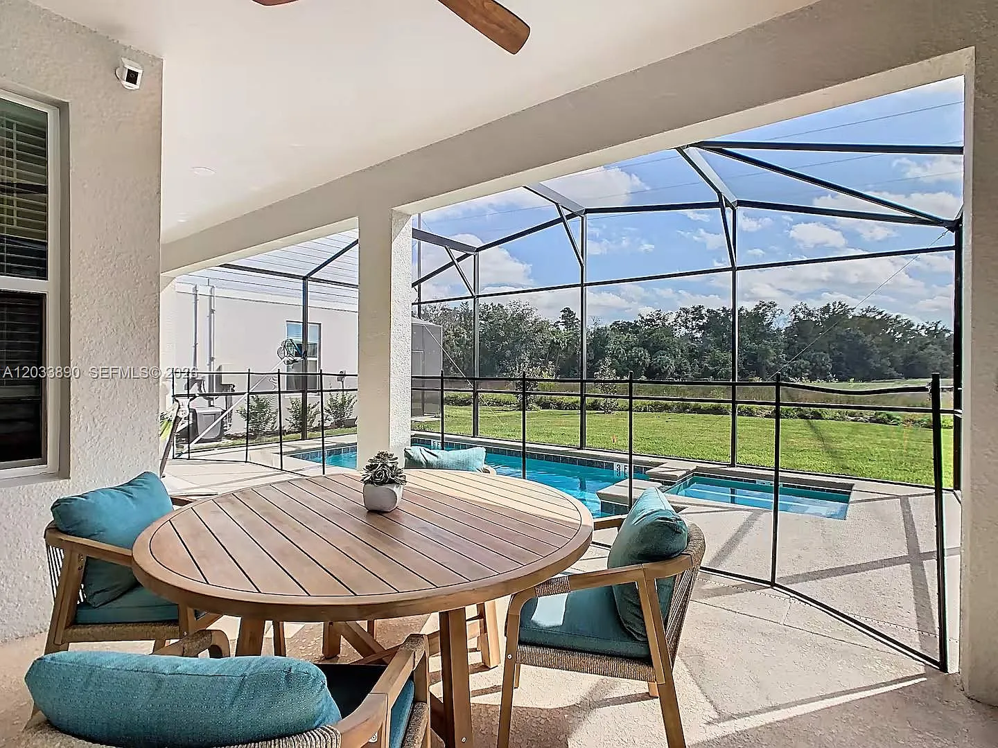 6 bed, 5.0 bath, 3291 sqft, $5,950 — Photo 3