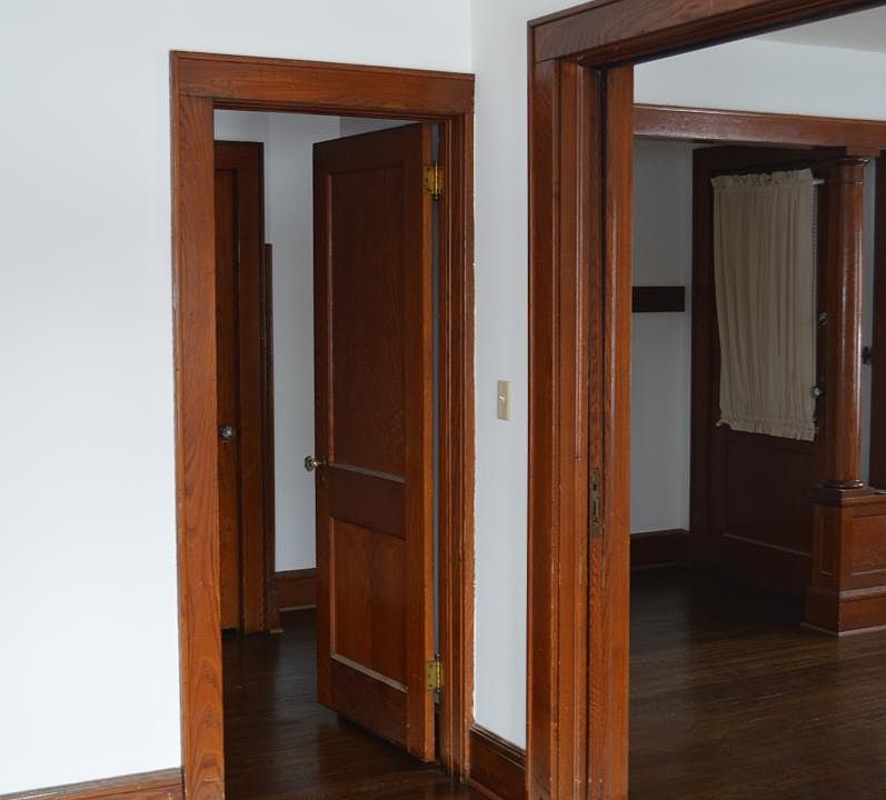 Dining Room into Entryway