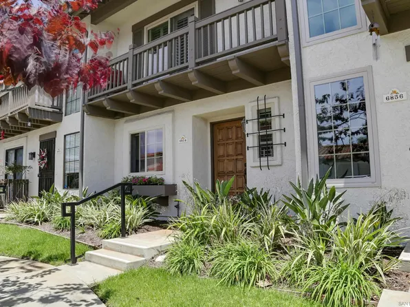 6854 Maple Leaf Dr, Carlsbad, CA 92011