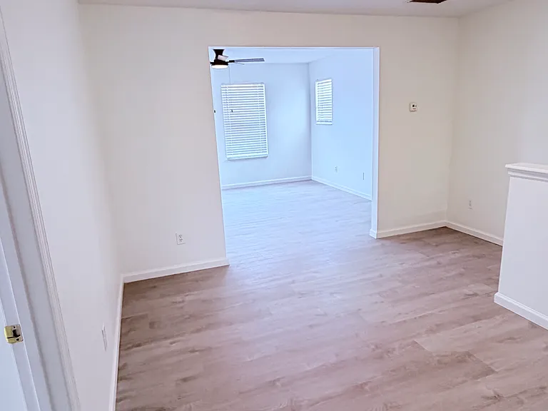 1532 Derby Glen Dr — Photo 6