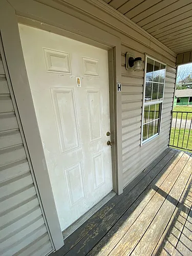 1117 Ozier St Photo 1