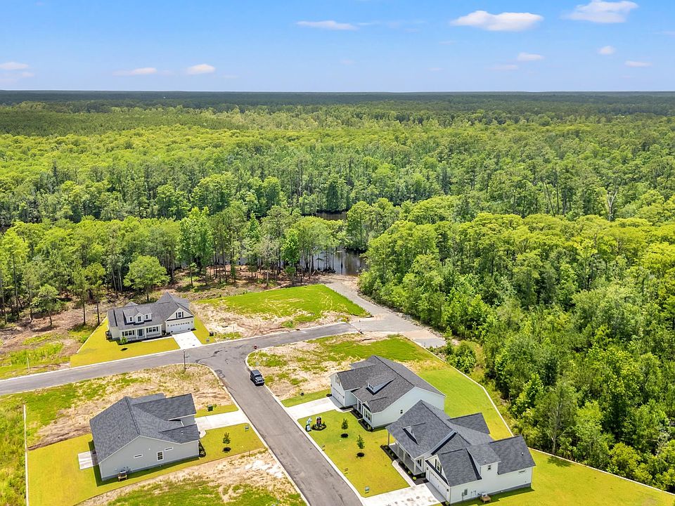 2nd image of 5001 Shore Breeze Dr. Lot 328