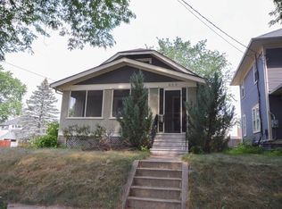 859 1st St NW, Rochester, MN 55901