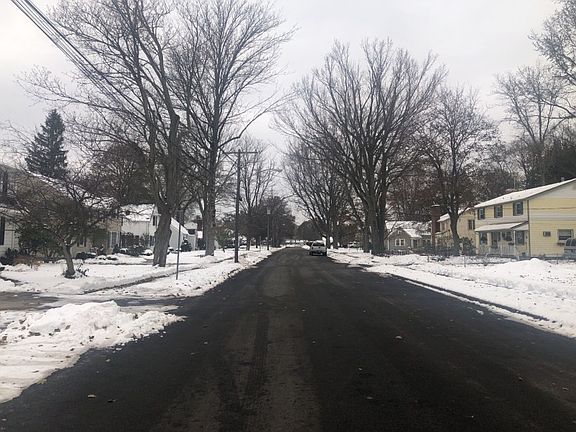 5th image of 19 Oakland Pl