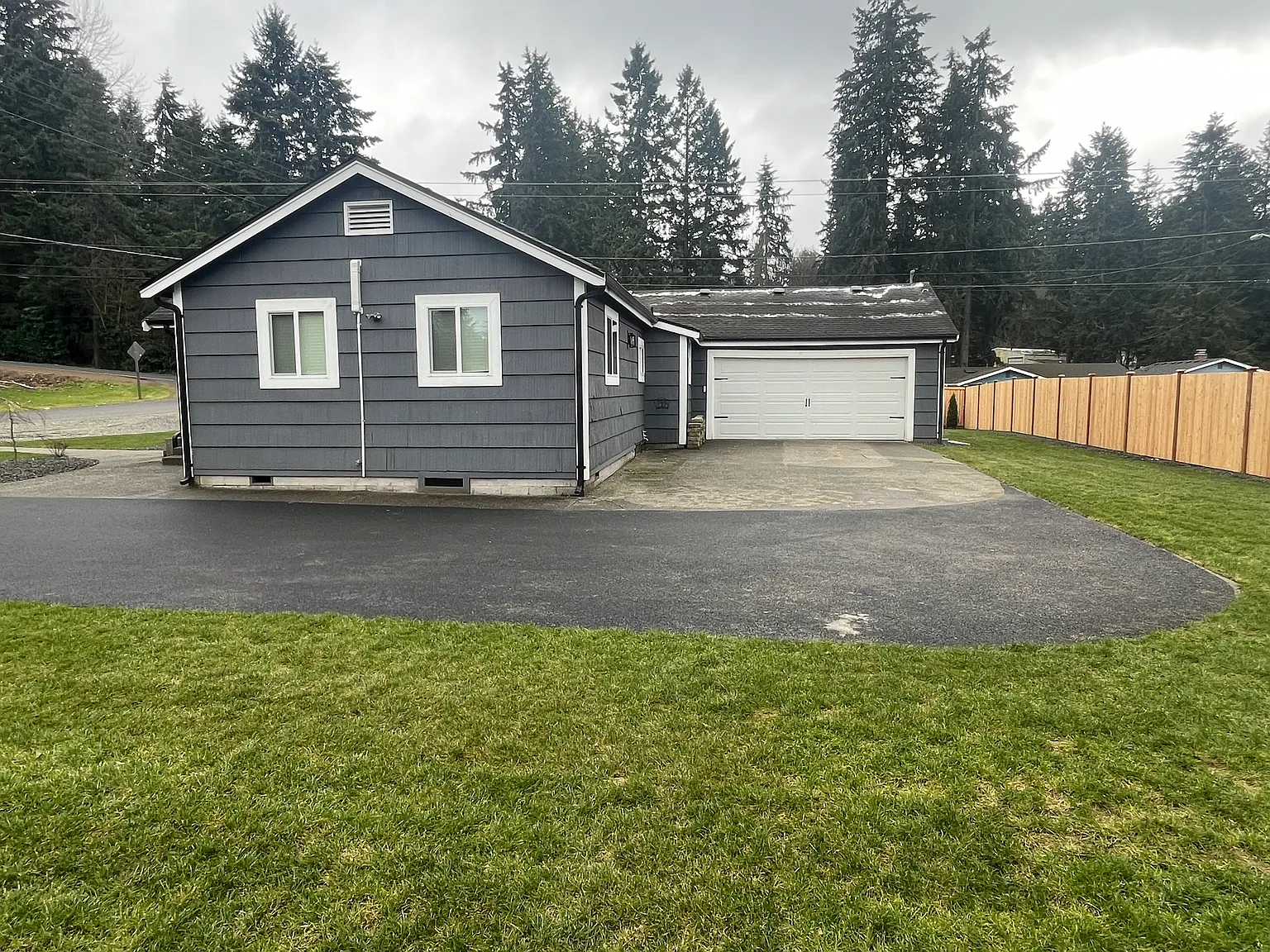 2 bed, 1127 sqft, $2,800 — Photo 3