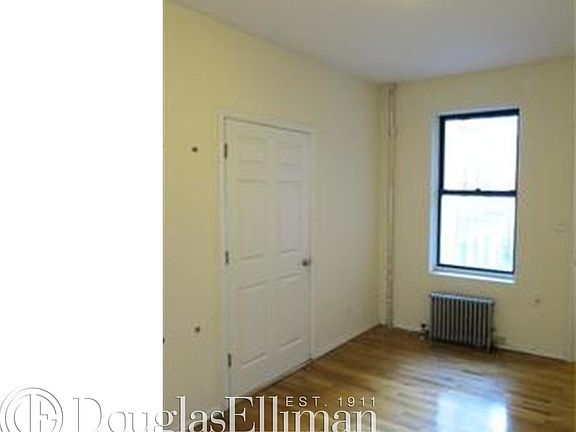 4th image of 201 W 11th St APT 2A