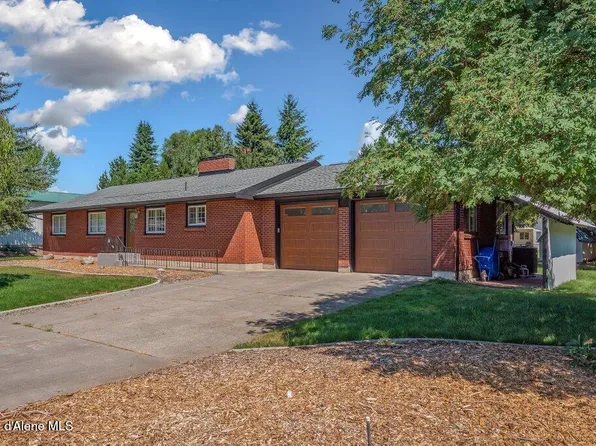 1305 E Victoria St, Hayden Lake, ID 83835