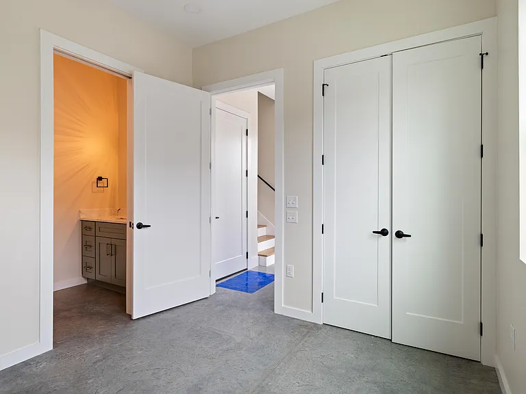 1800 S Holtzclaw Ave #1865 — Photo 4