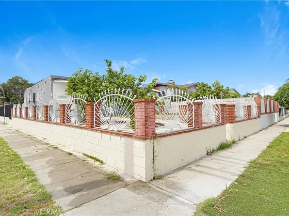 9027 Menlo Ave, Los Angeles, CA 90044