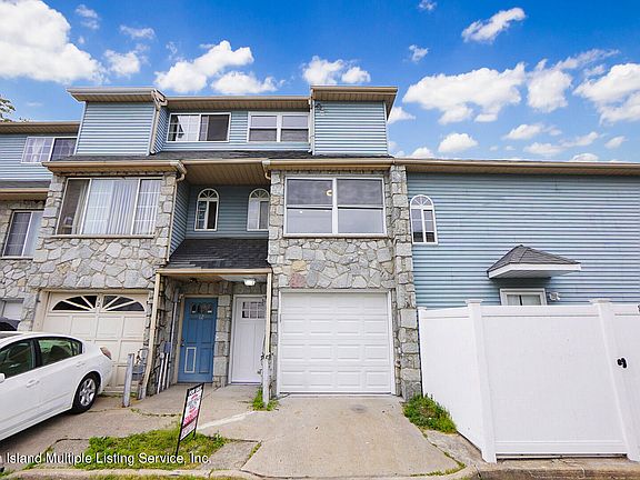 2nd image of 10 Temple Ct