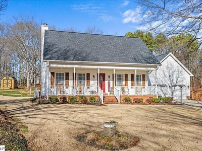 15 Harmony Cir, Fountain Inn, SC, 29644