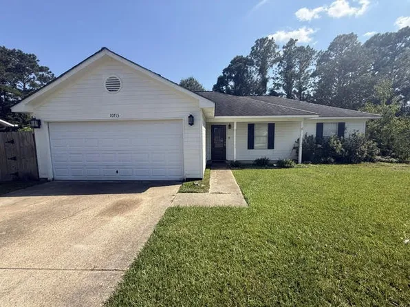 10713 Plummer Cir, Gulfport, MS 39503