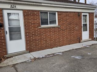 1824 Saint Johns Blvd #3, Lincoln Park, MI 48146