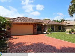5144 NW 81st Ter, Coral Springs, FL 33067