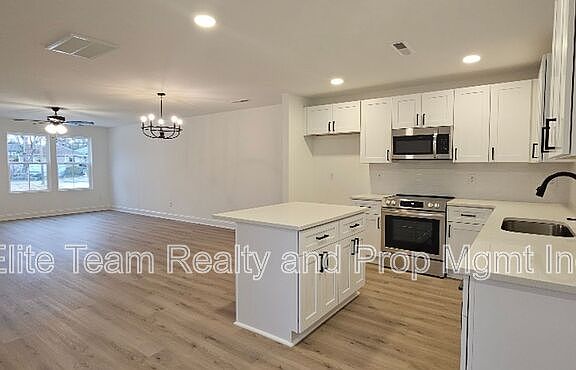 5th image of 99 Crescent Ave #B