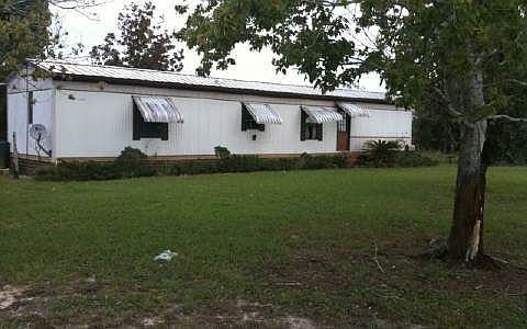 1st image of 196 Sarasota St