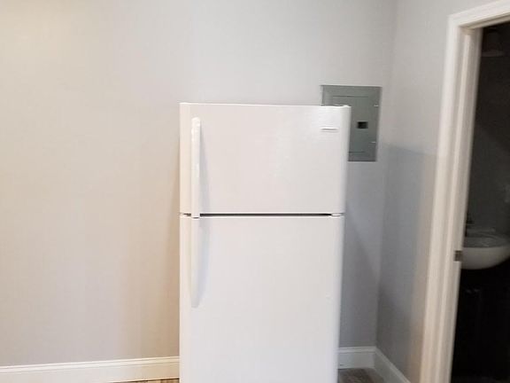 6488353fb0cd4cb2a15f3e81c0ba17a2b252f771-6S_1280