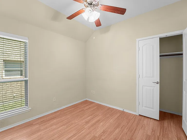 9928 Pronghorn Rd — Photo 14