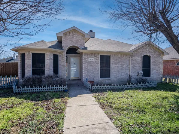 7410 Airline Dr, Rowlett, TX 75089