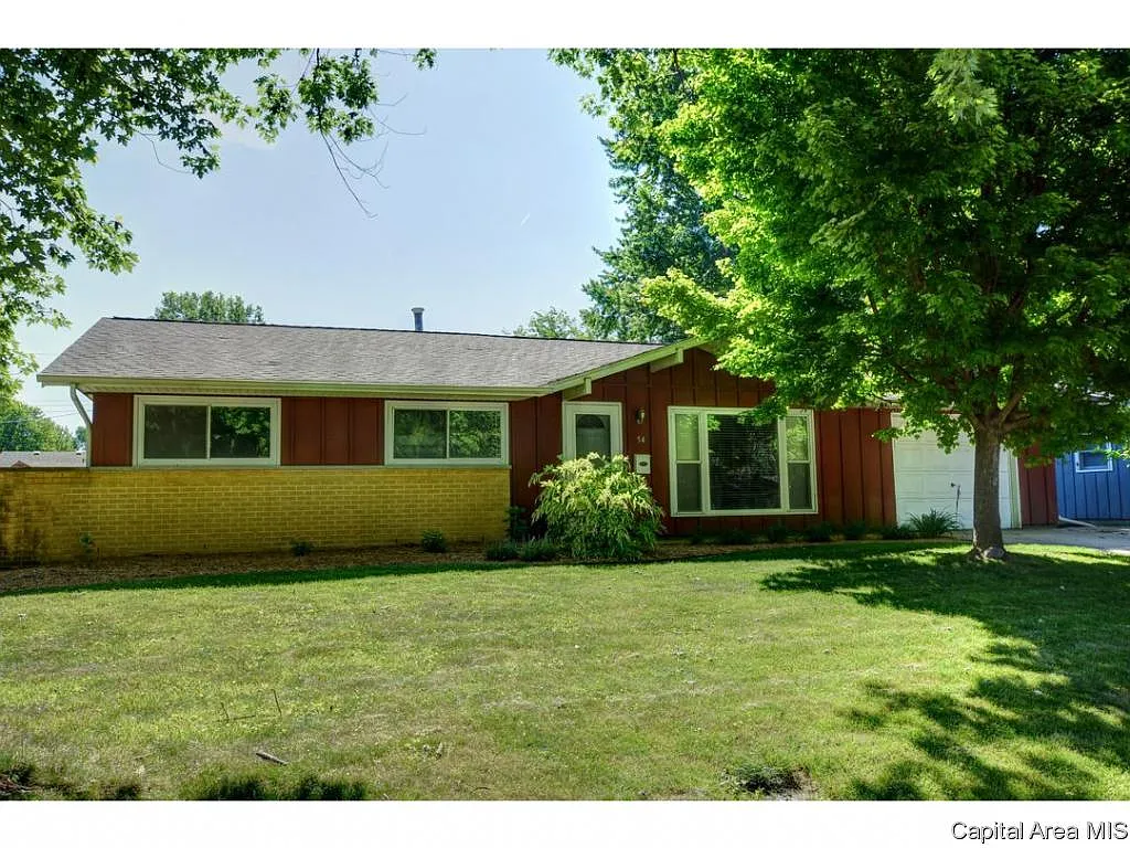 54 Churchill Dr photo 1