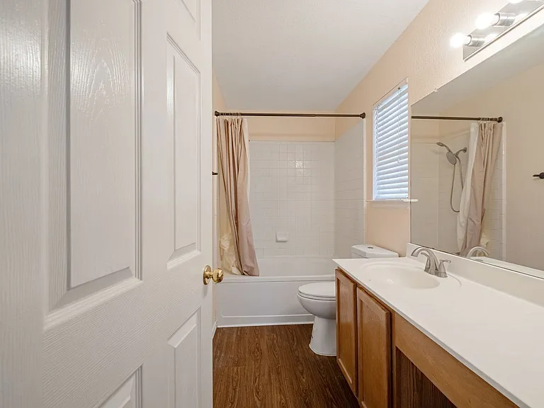 17131 Dashwood Creek Dr — Photo 12