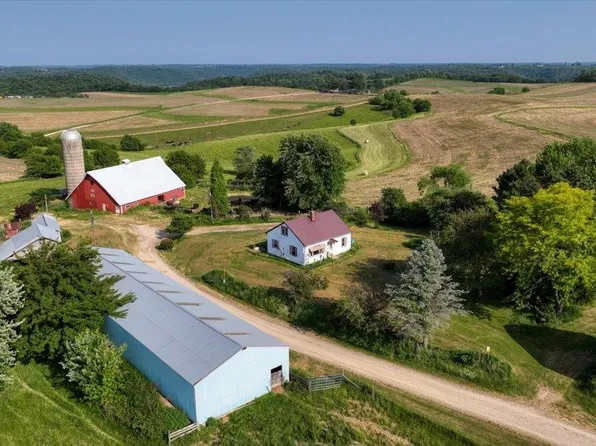 51557 Orethun Dr, Soldiers Grove, WI 54655