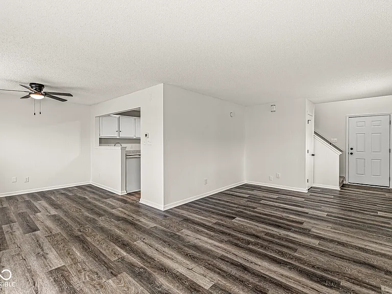 1316 Freemont Ln — Photo 4
