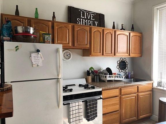 5th image of 2826 W Girard Ave APT 2R