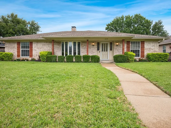 319 High Brook Dr, Richardson, TX 75080
